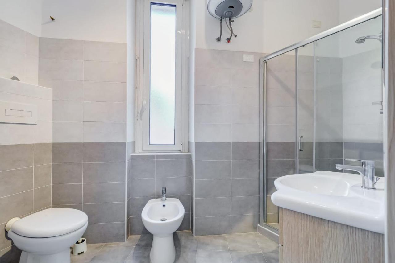 Re Di Roma Guest House Bagian luar foto