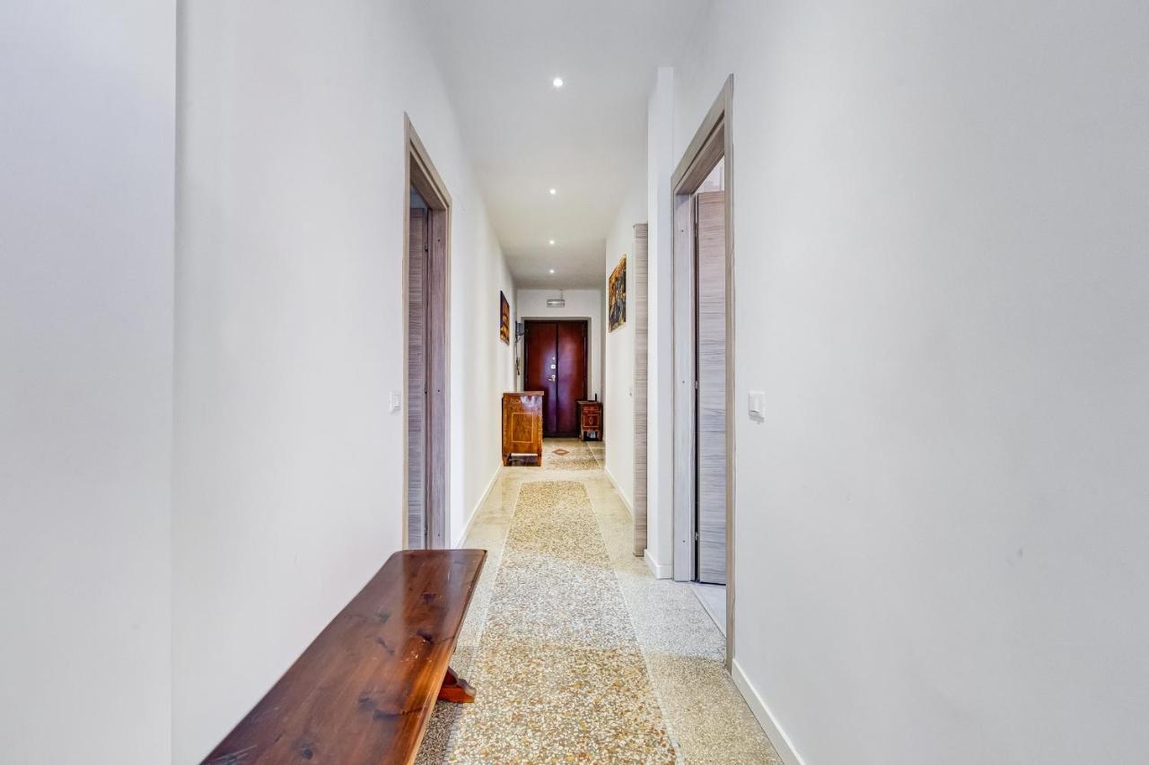 Re Di Roma Guest House Bagian luar foto
